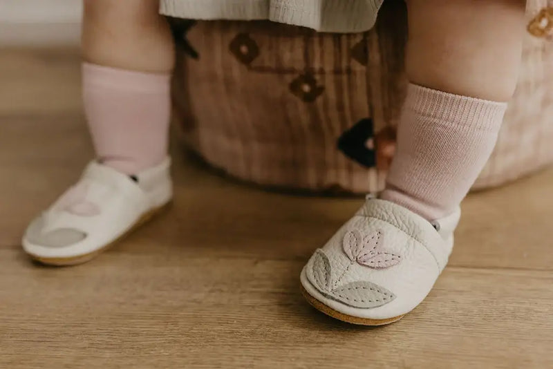 Tulip Moccasins - White