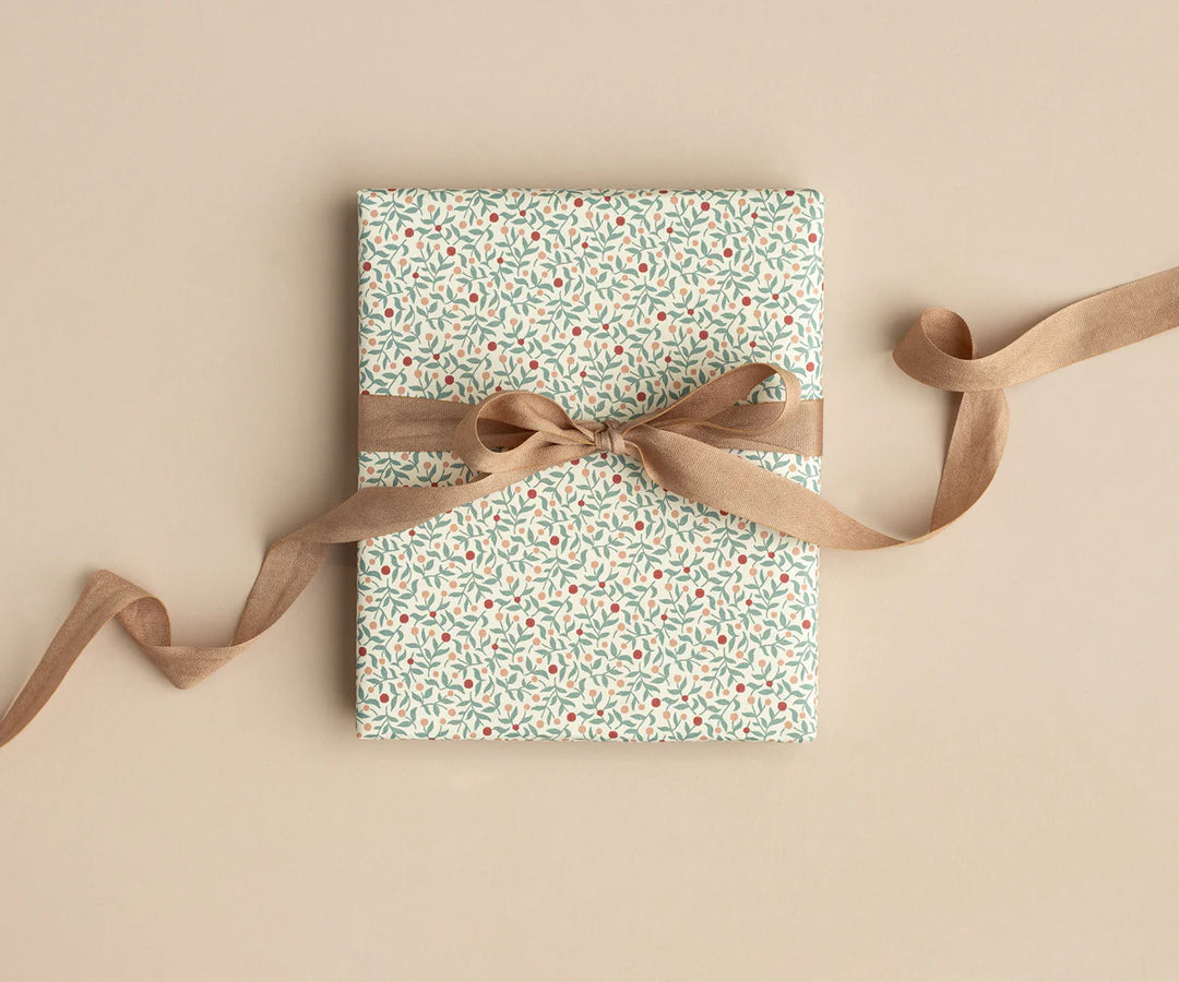 Gift Wrap, 10m - Berry Branches
