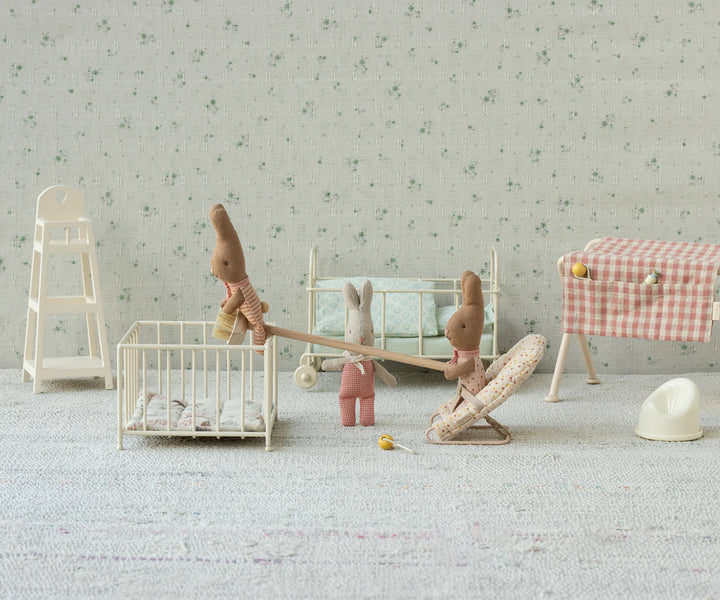 Rabbit, MY - Red Check