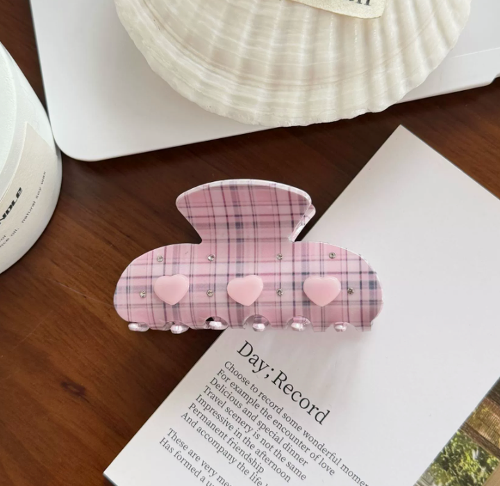 Gingham Heart Claw Clip