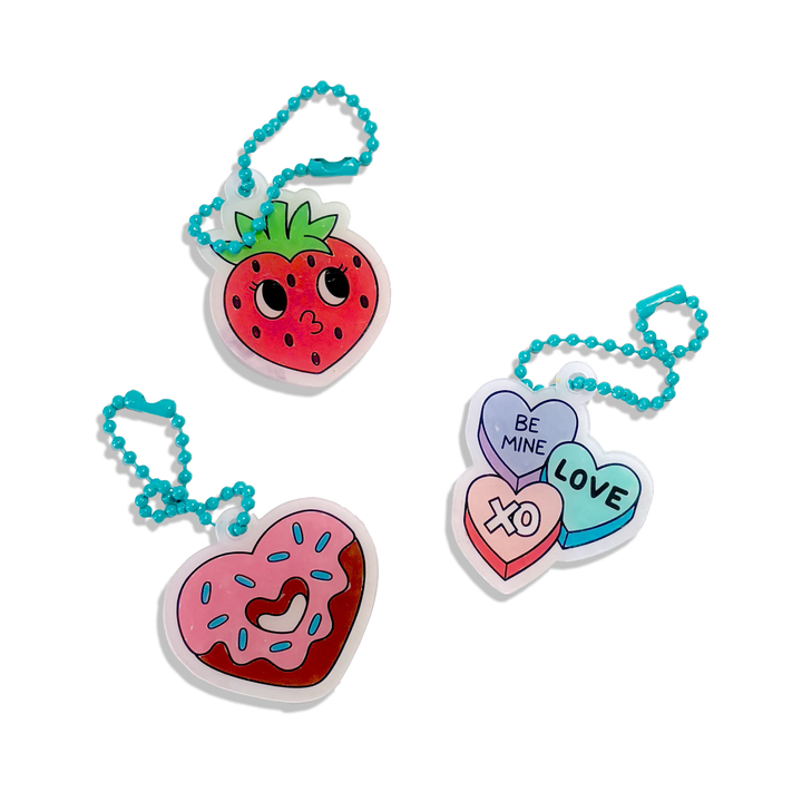 Mini Shrink-Its!: D.I.Y. Shrink Art Kit - Hugs & Kisses