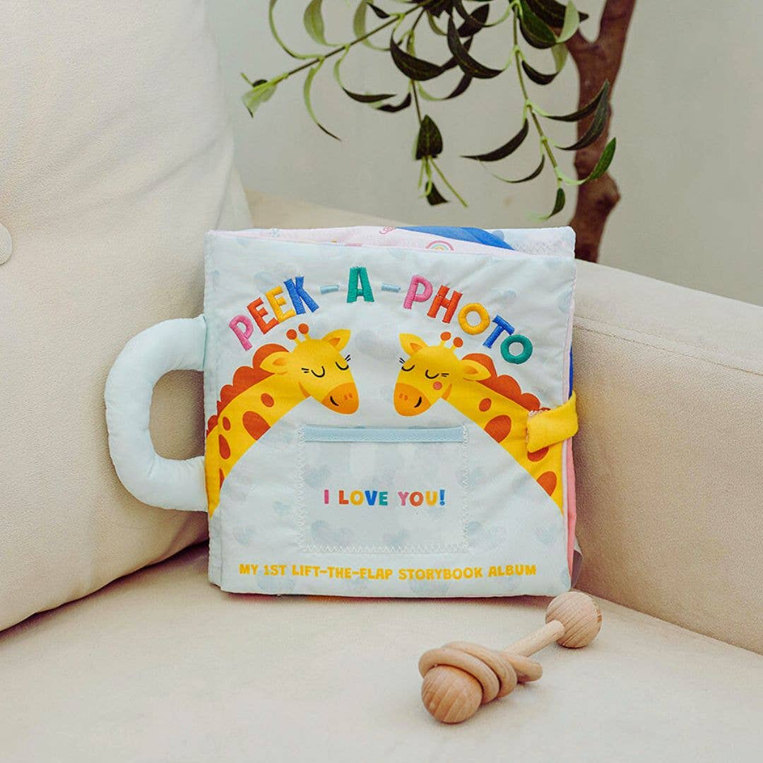 Peek-A-Photo - Crinkle Photo Book
