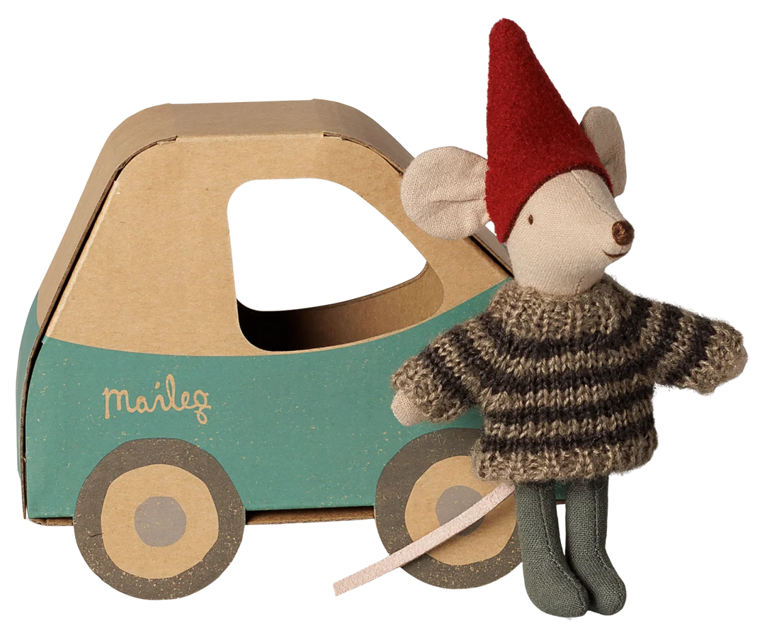 Christmas mouse, Little brother in car box
