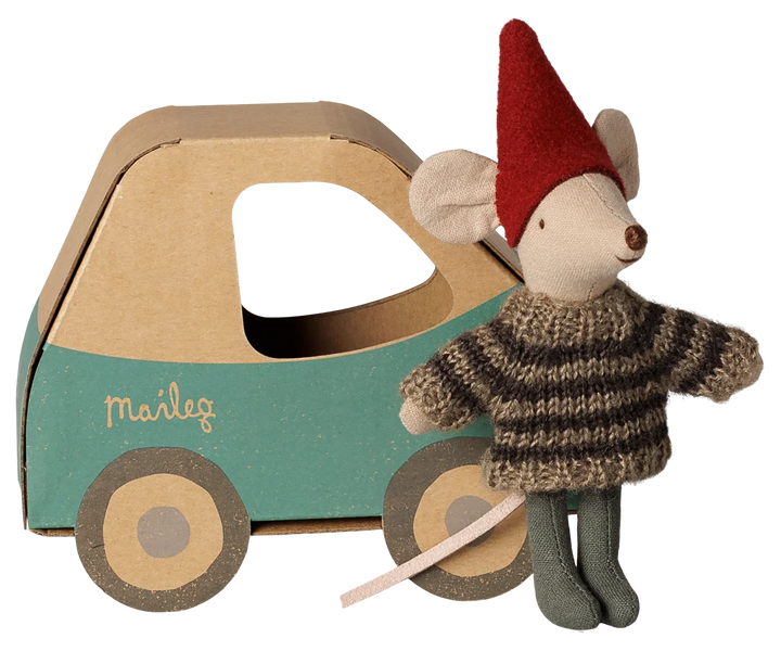 Christmas mouse, Little brother in car box