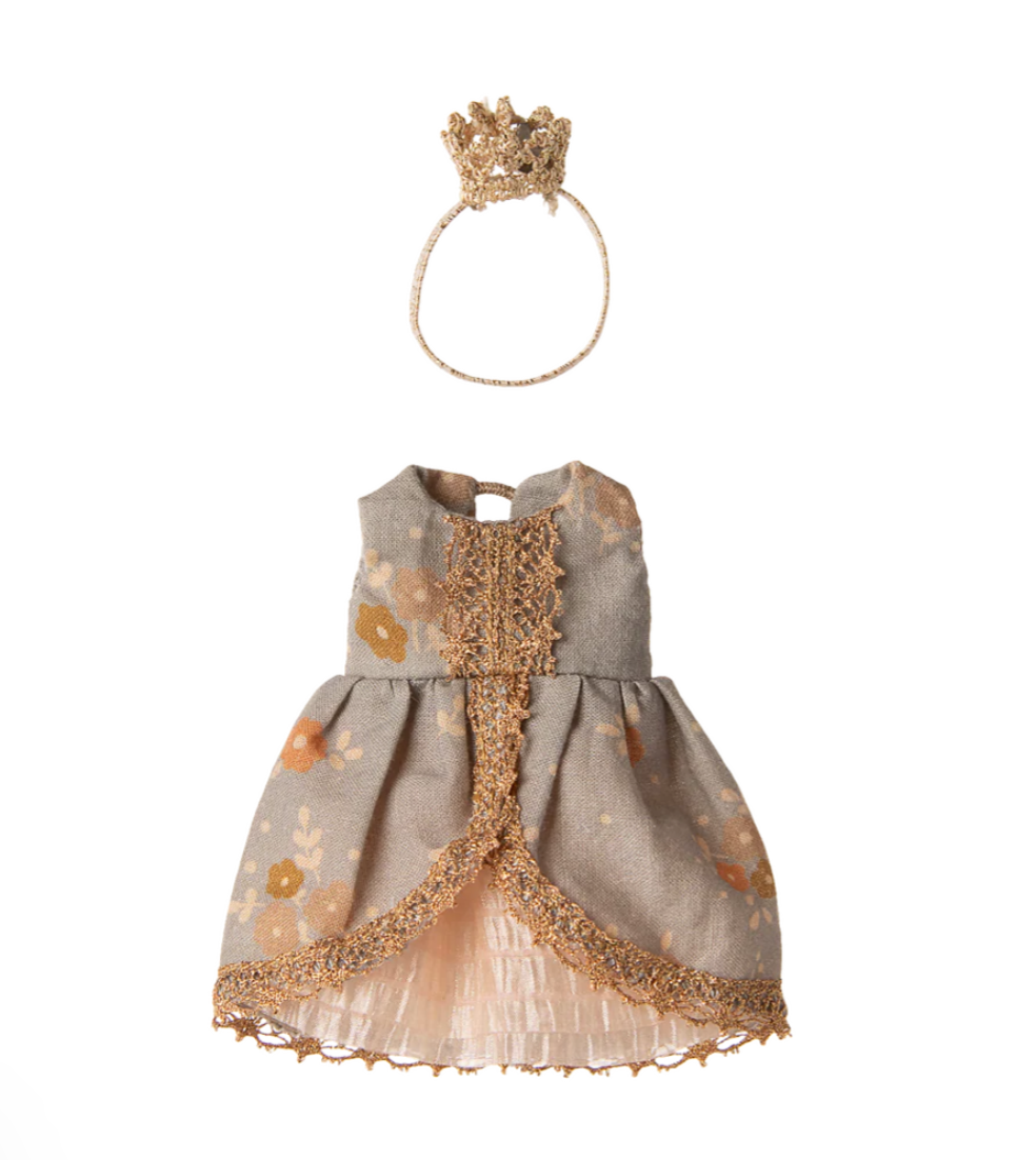 Princess Dress, Big Sister Mouse