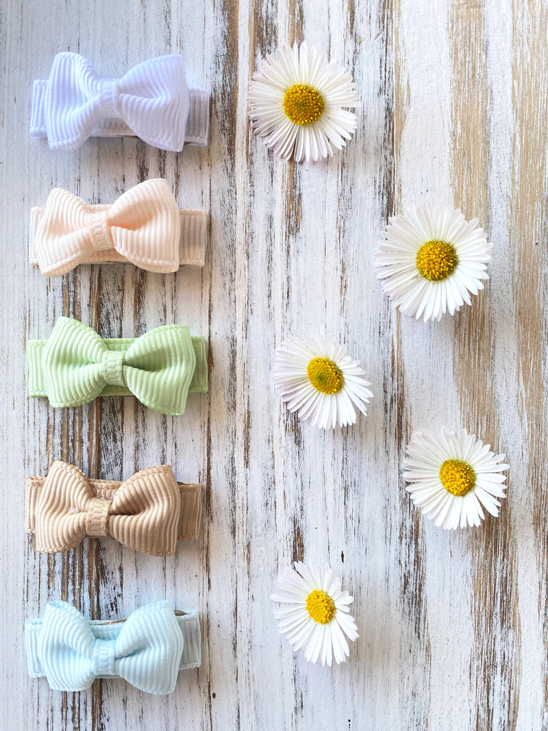 5 Tiny Tuxedo Bows on Snap Clips - Tranquility