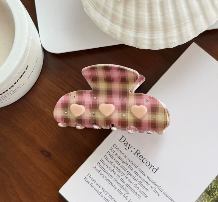 Gingham Heart Claw Clip
