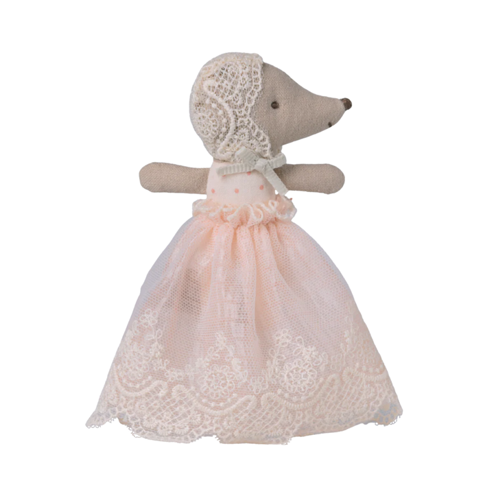 Baby mouse in gown - Powder