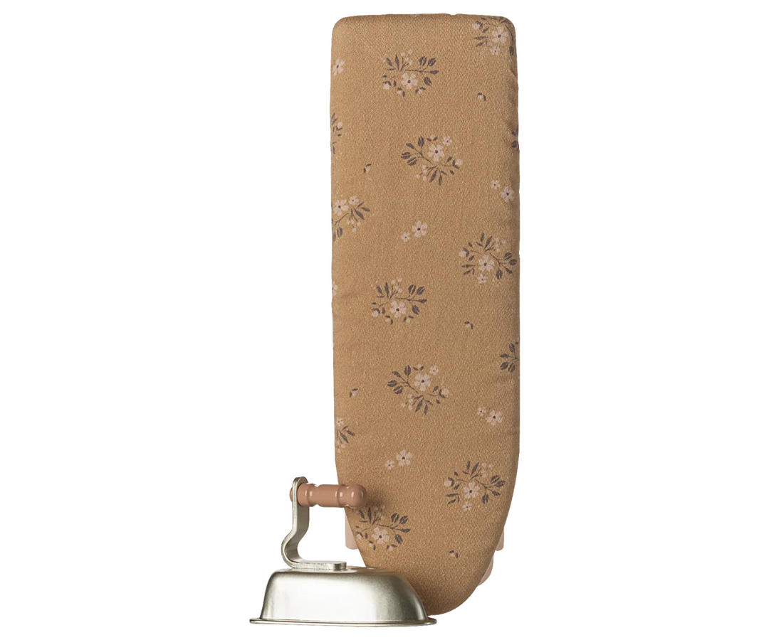 Iron and ironing board, Miniature - Powder