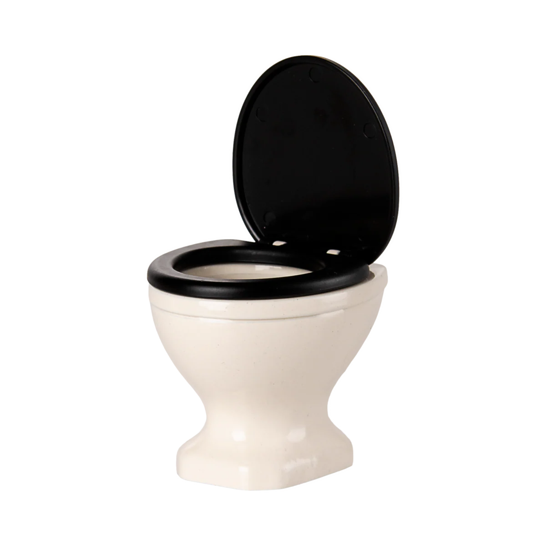 Water Closet, Mouse