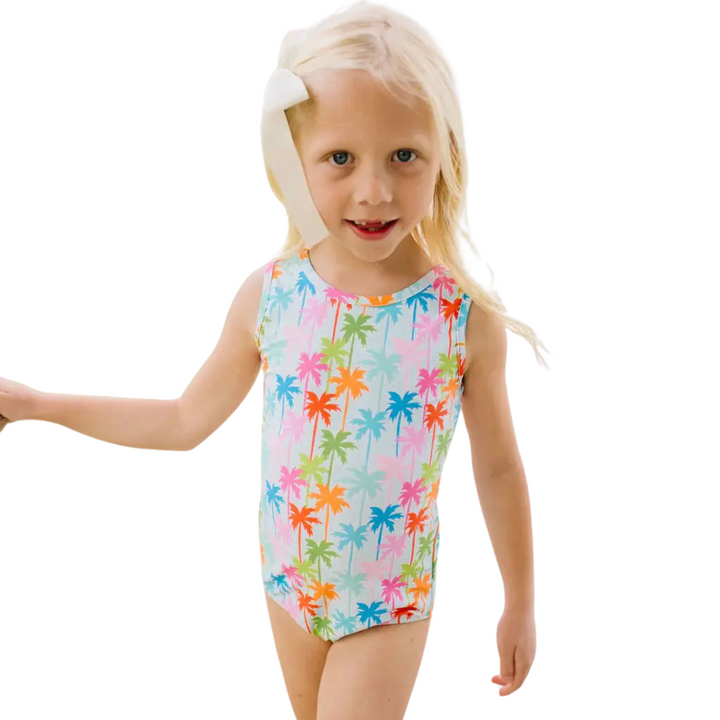 Lucy Swim in Palm Tree