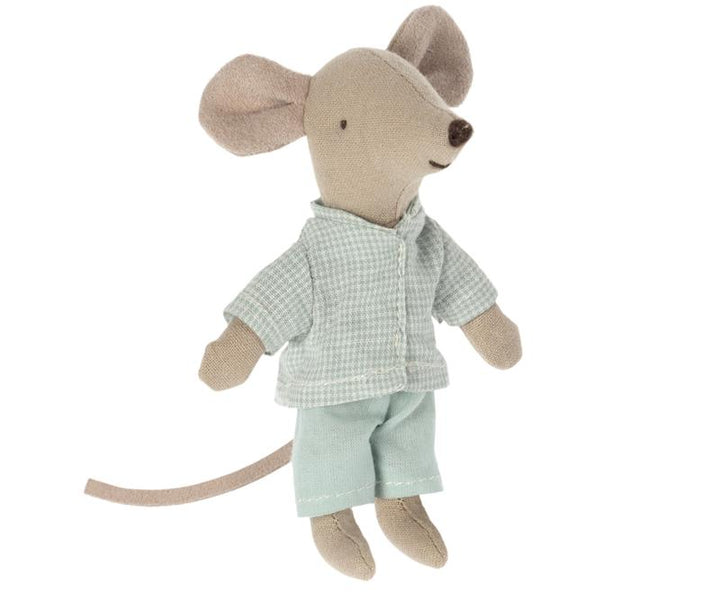 Pajamas for Little Brother Mouse