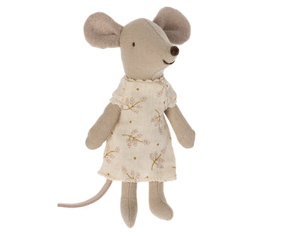 Nightgown for Little Sister Mouse