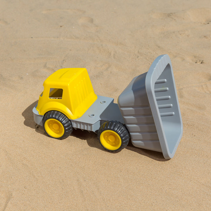 Load & Tote Dump Truck
