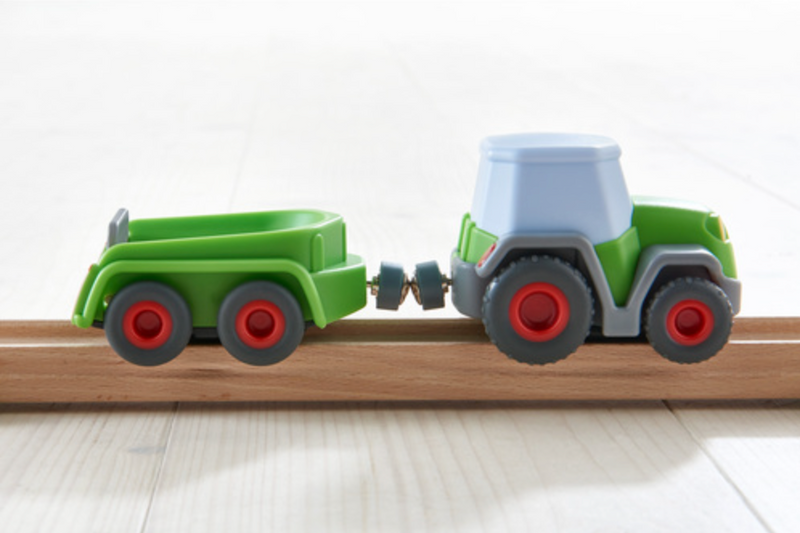 Kullerbu Tractor with Trailer