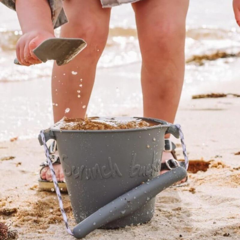Scrunch Bucket