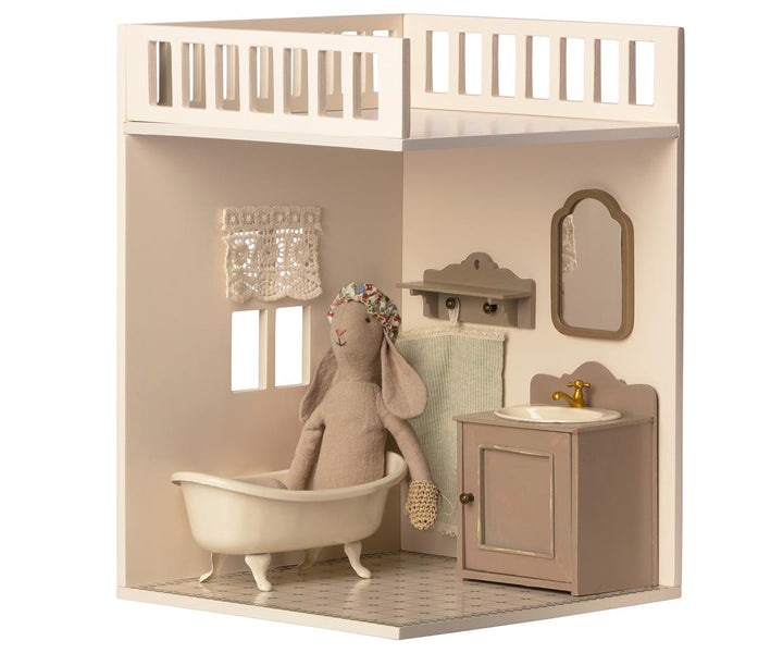 House Of Miniature - Bathroom