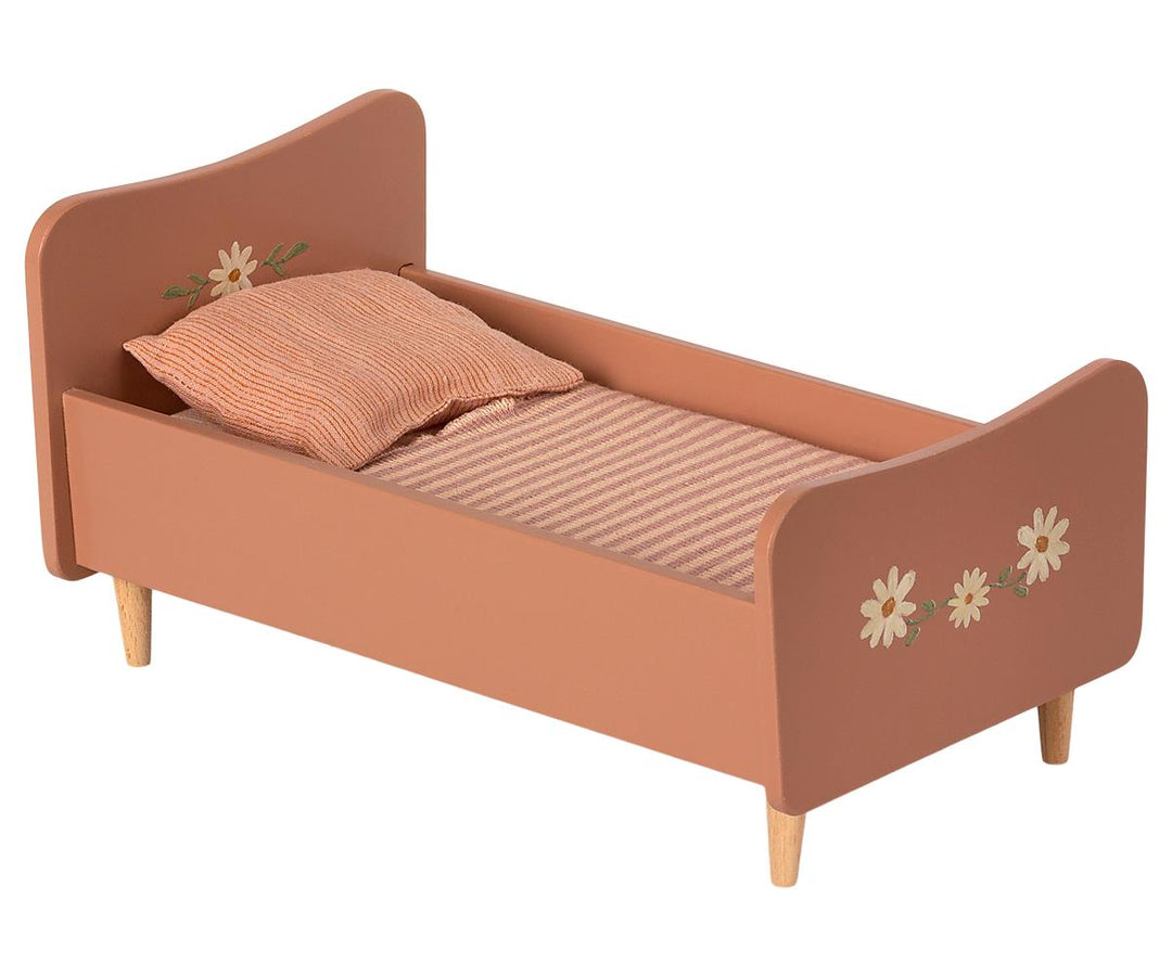 Wooden Bed, Mini - Rose